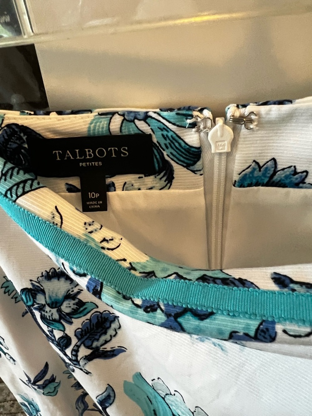 Talbots Blue White Floral Skirt 10P Petite Lined Hidden Zip NWOT - Picture 5 of 5